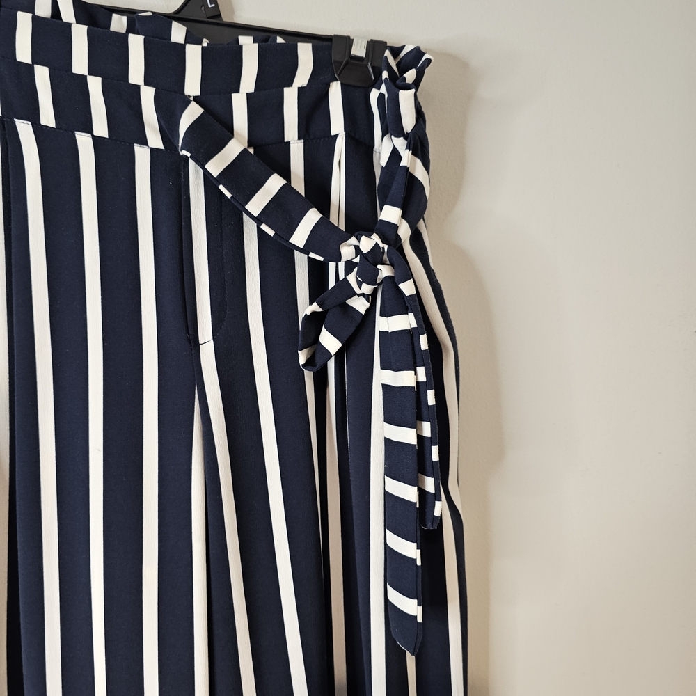 Zara Black and White Striped Wide Leg Pants - Picture 3 of 9